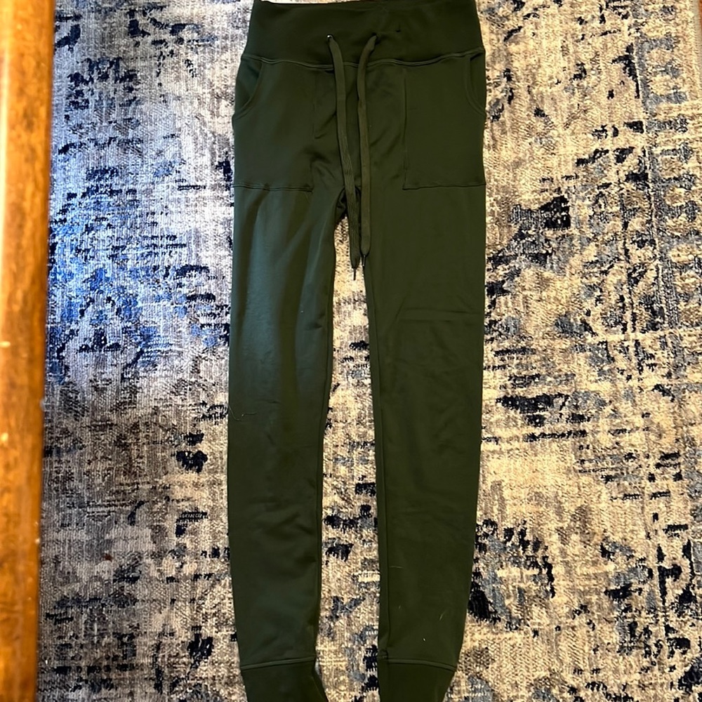 Size S/M color olive green
